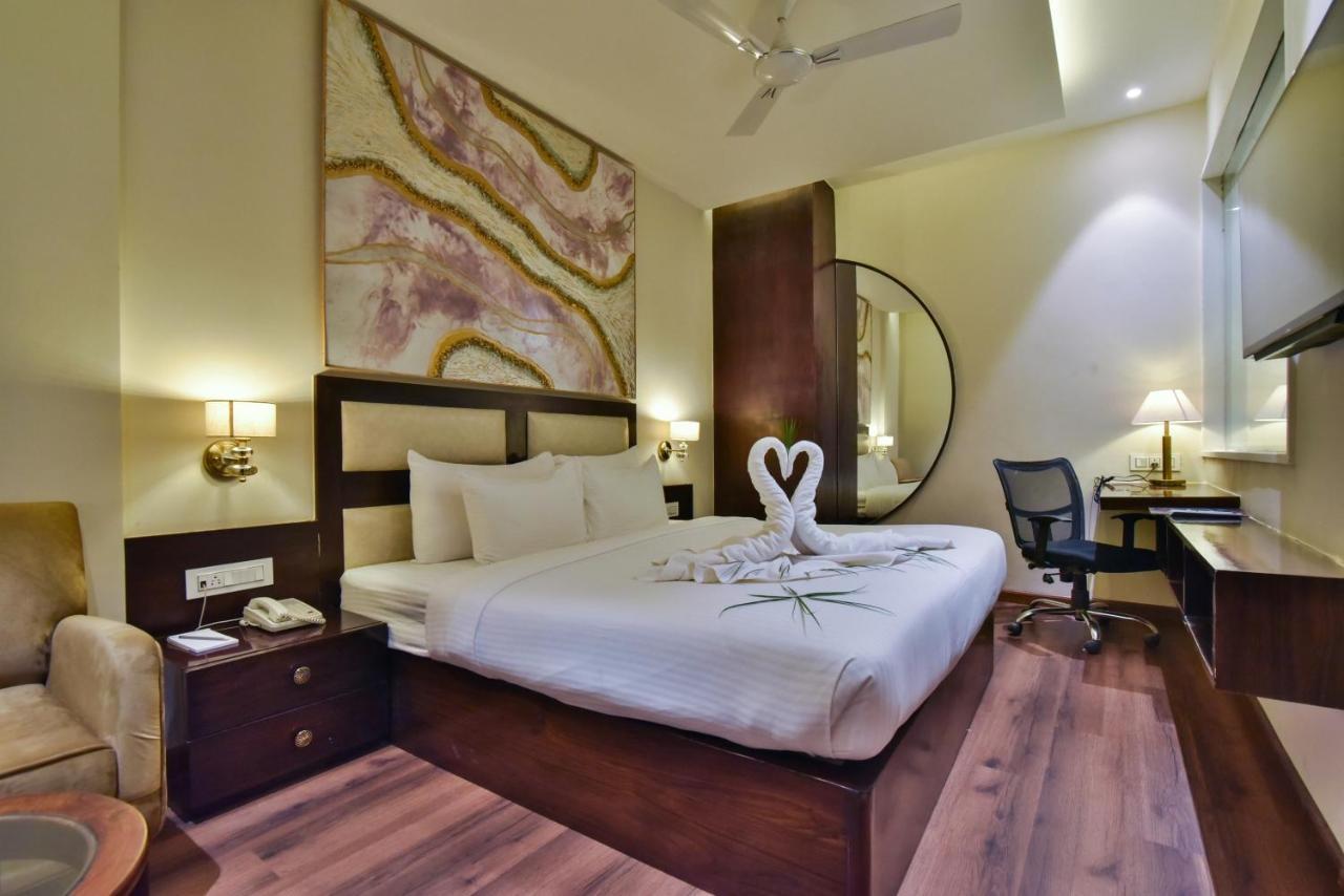 Hotel Br Grand With Nimo Club Amritsar -5 Mint From Golden Temple Ngoại thất bức ảnh